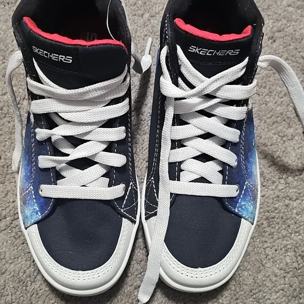 NWOT Skechers NASA High Top Sneakers Youth Size 1